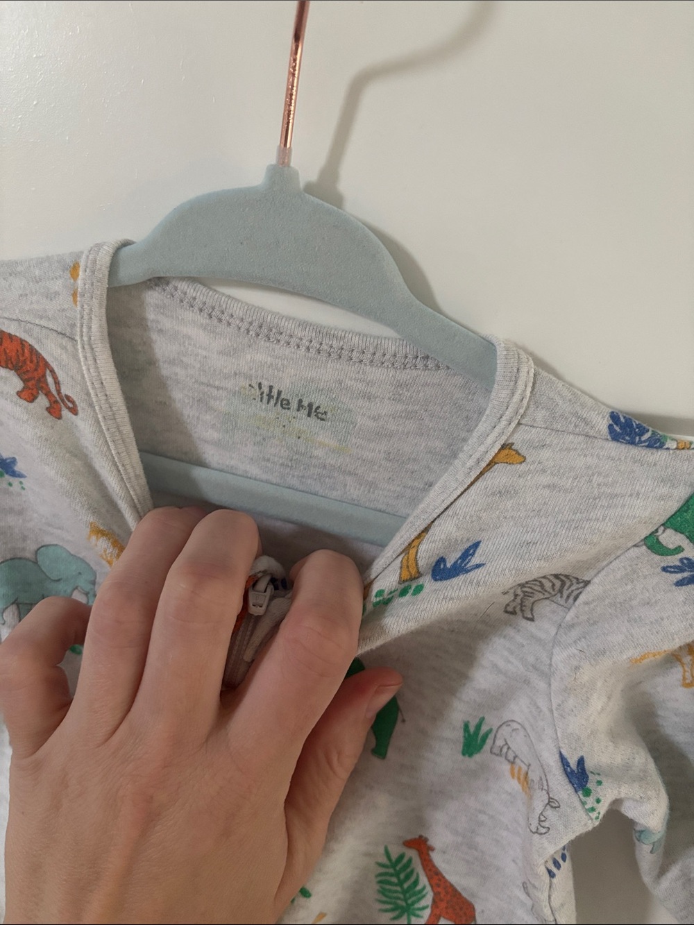 Baby One-Piece Footed Pajamas in Light Gray with Multicolor Safari Animals 3M - Picture 4 of 5
